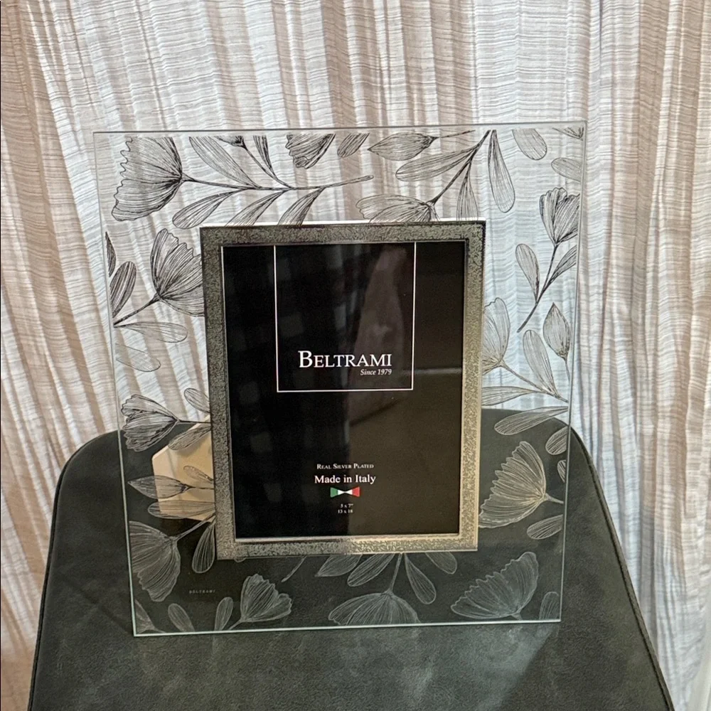 Silver Plated Flower Picture Frame New